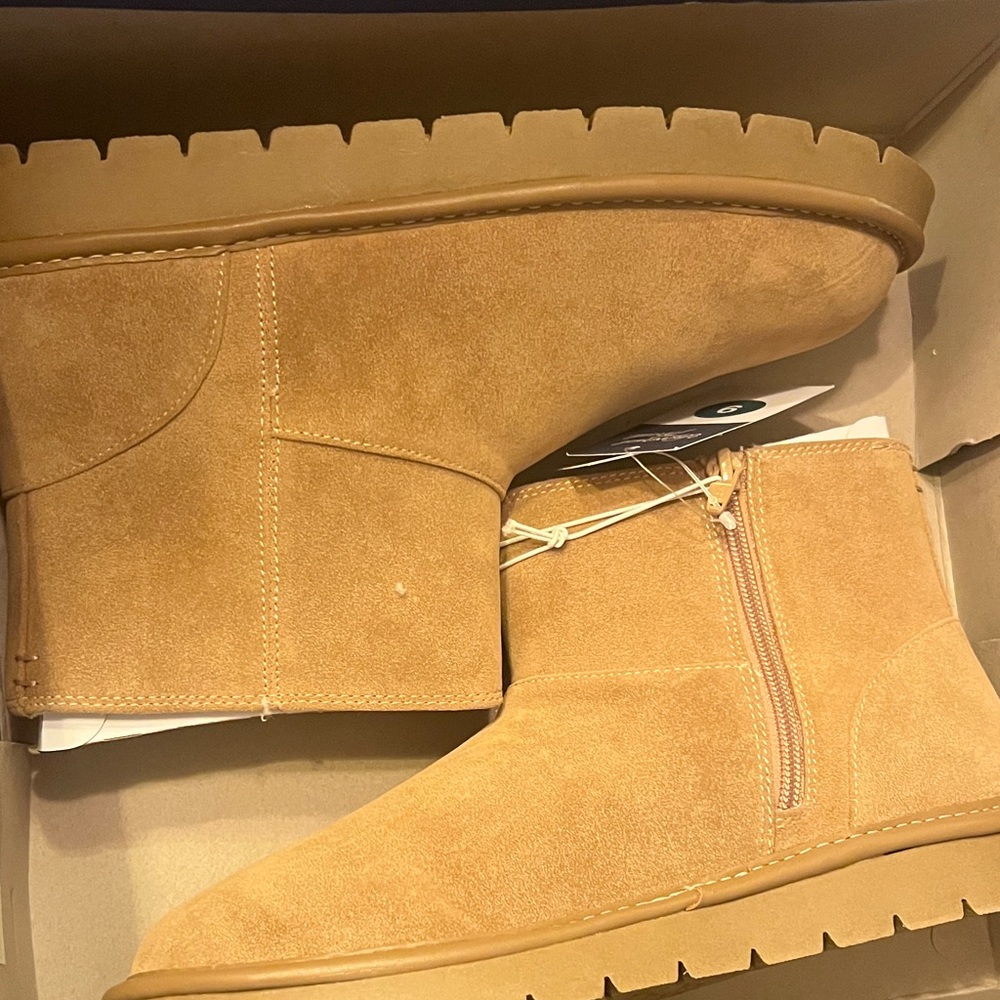 Universal Thread Light Brown Memory Foam Boots - Picture 3 of 6